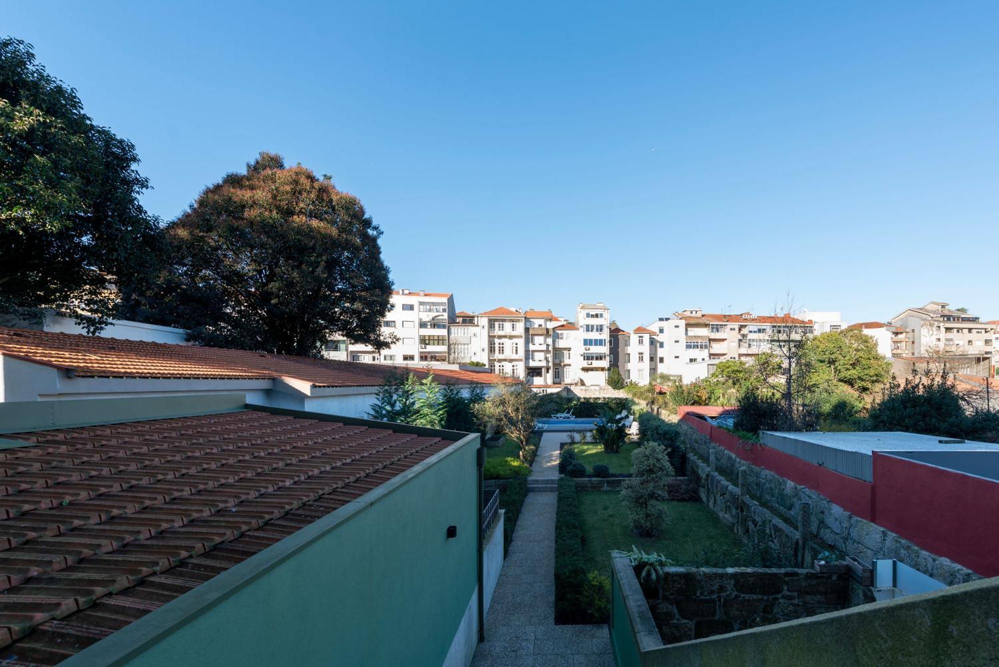 Exotic Flat With Shared Pool & Garden Apartment Porto Ngoại thất bức ảnh